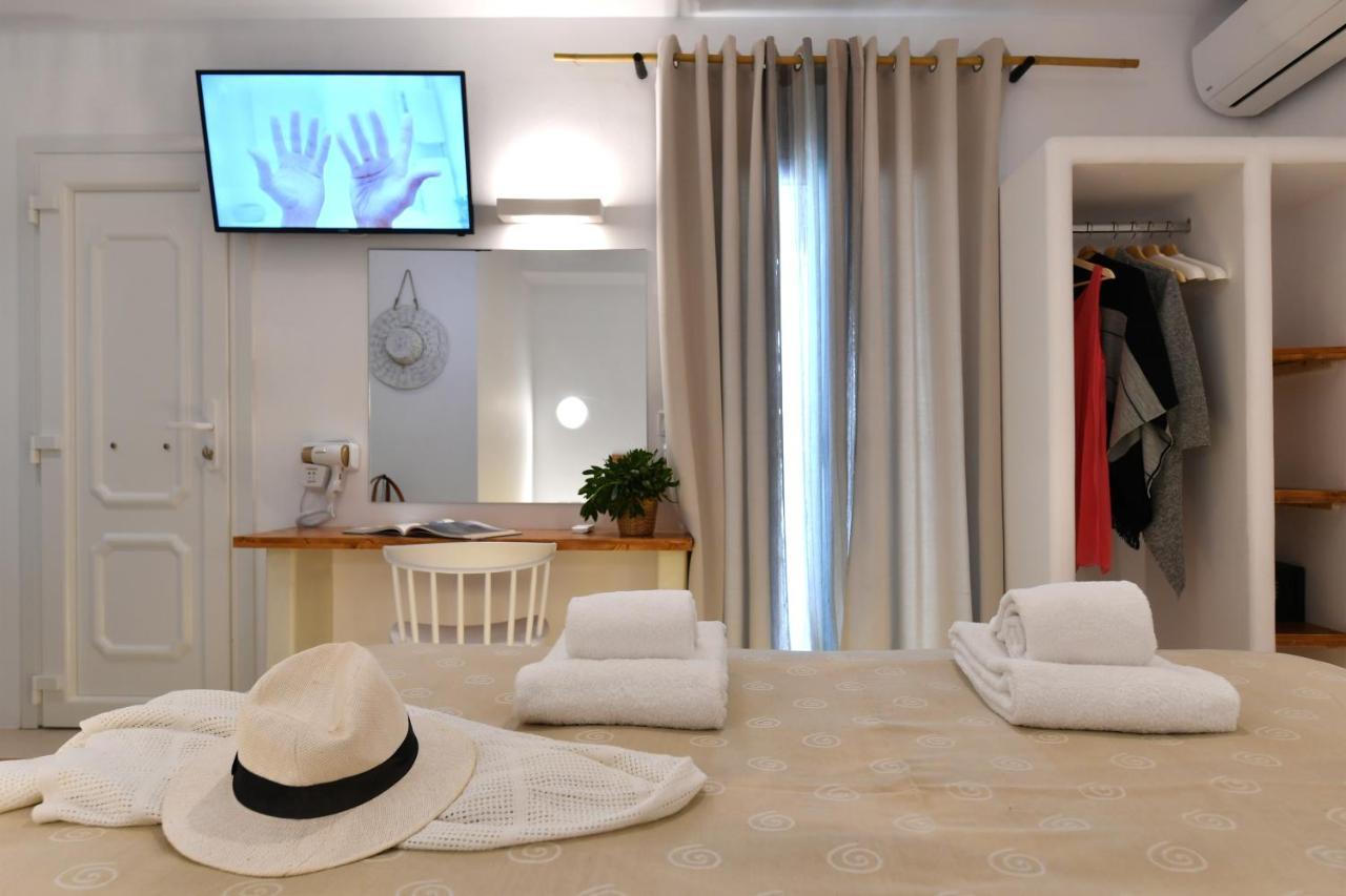 Ammos Luxury Rooms & Home Náusza Kültér fotó